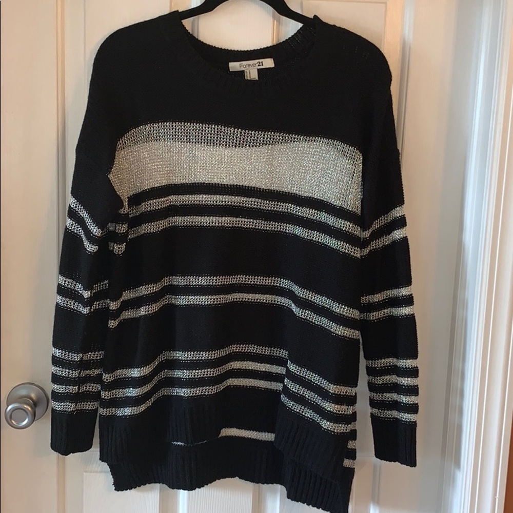 Gorgeous sweater!!